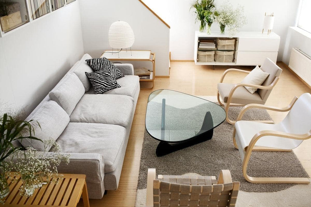 Clear Glass Coffee Table with Solid Wood Base Y282339