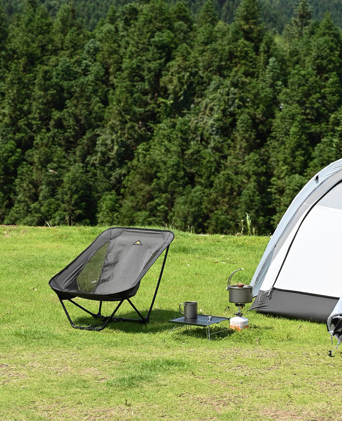 Ultralight Compact Folding Table J2542